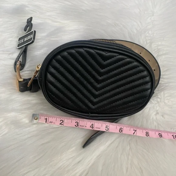 Steve Madden Black Quilted Belt Bag Sz S - Picture 2 of 4